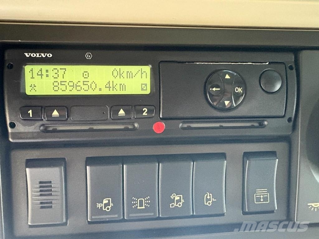 Volvo FH16 16.750 + 6X4 + PTO + LIFT AXLE + RETARDER + A Vlačilci