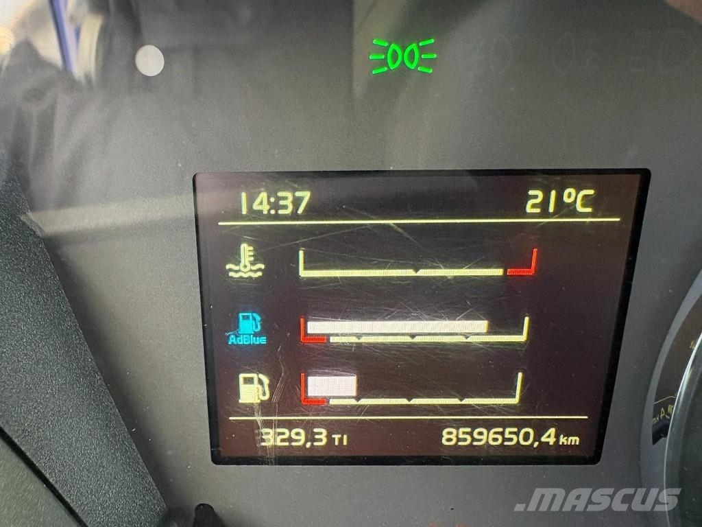 Volvo FH16 16.750 + 6X4 + PTO + LIFT AXLE + RETARDER + A Vlačilci