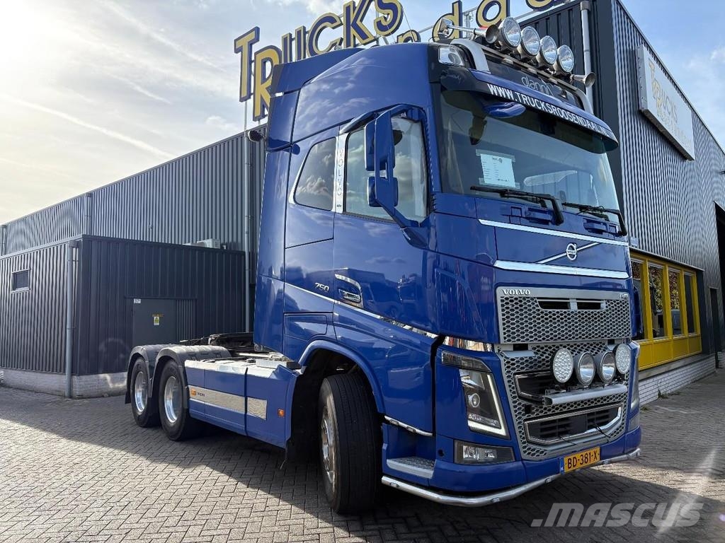 Volvo FH16 16.750 + 6X4 + PTO + LIFT AXLE + RETARDER + A Vlačilci