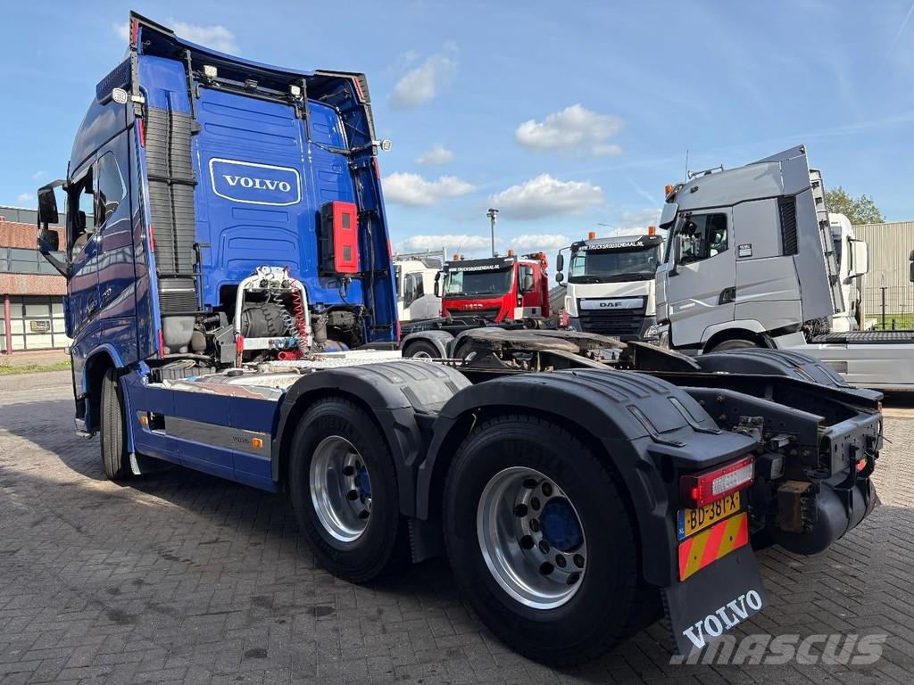 Volvo FH16 16.750 + 6X4 + PTO + LIFT AXLE + RETARDER + A Vlačilci