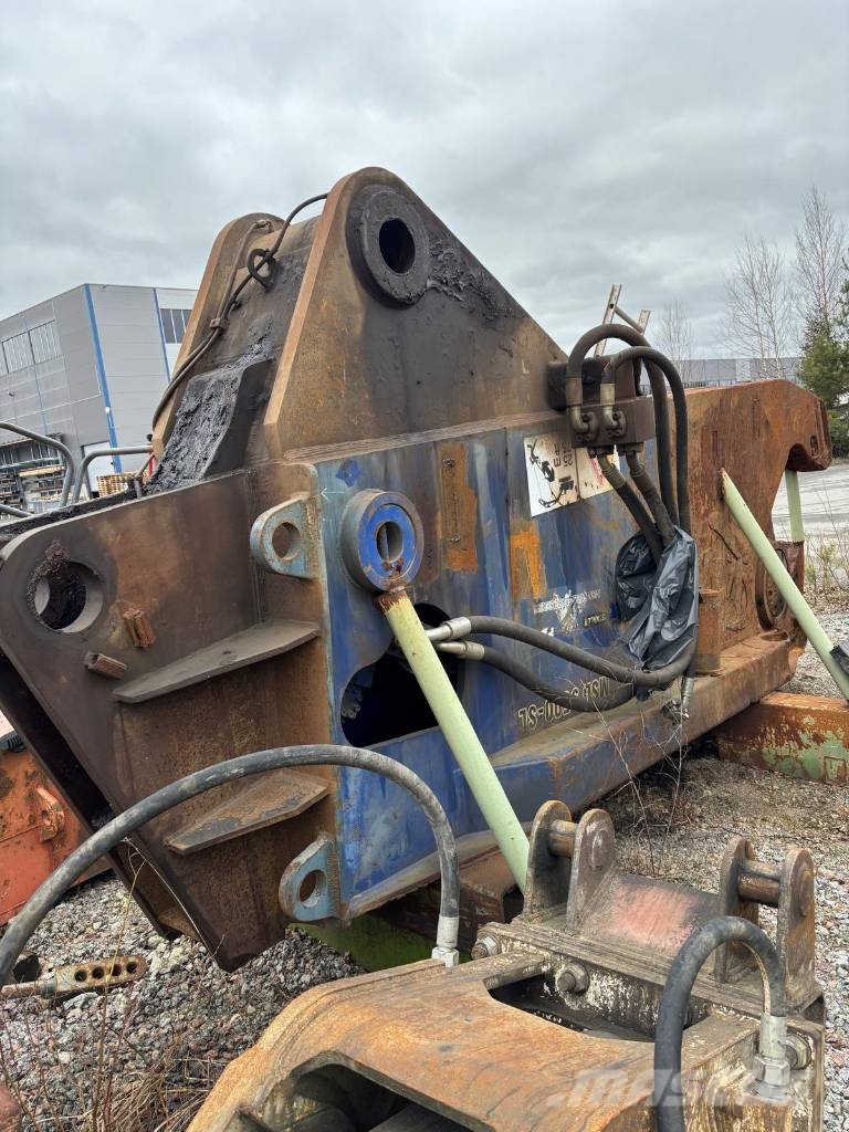 Hitachi EX 1200-5D حفارات زحافة
