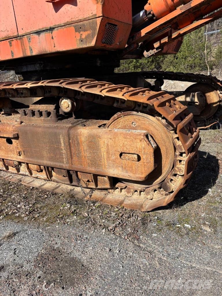 Hitachi EX 1200-5D حفارات زحافة
