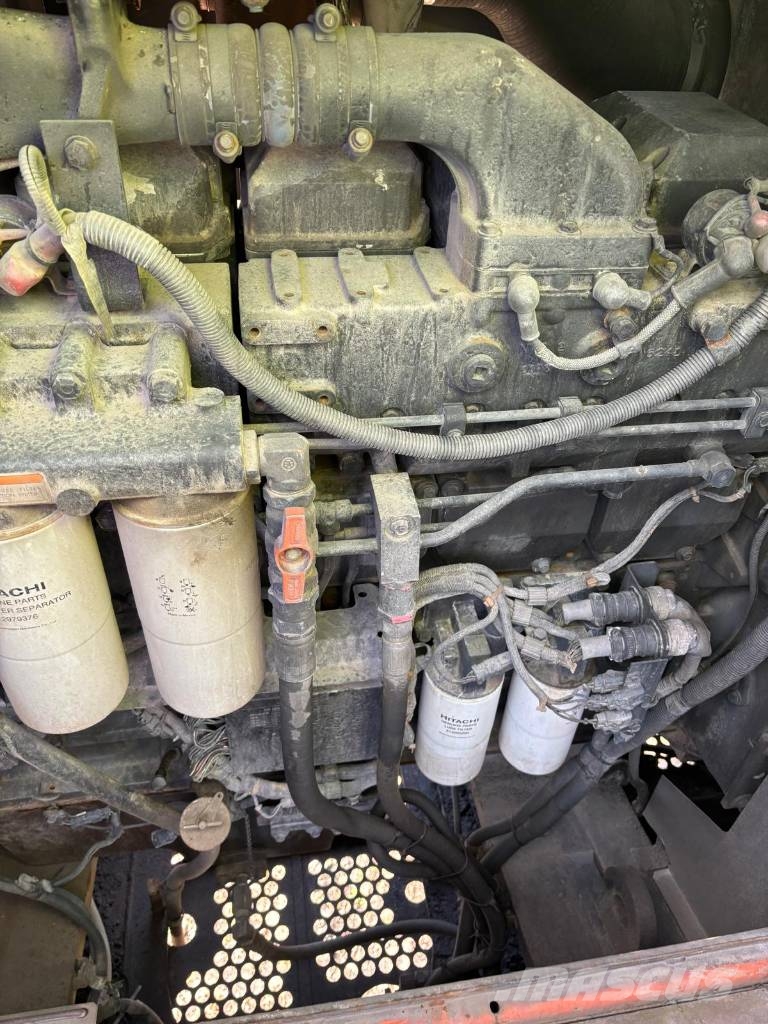 Hitachi EX 1200-5D حفارات زحافة