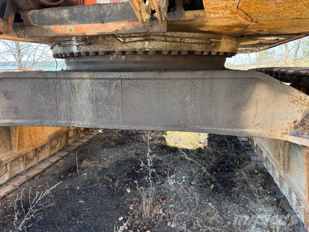 Hitachi EX 1200-5D حفارات زحافة