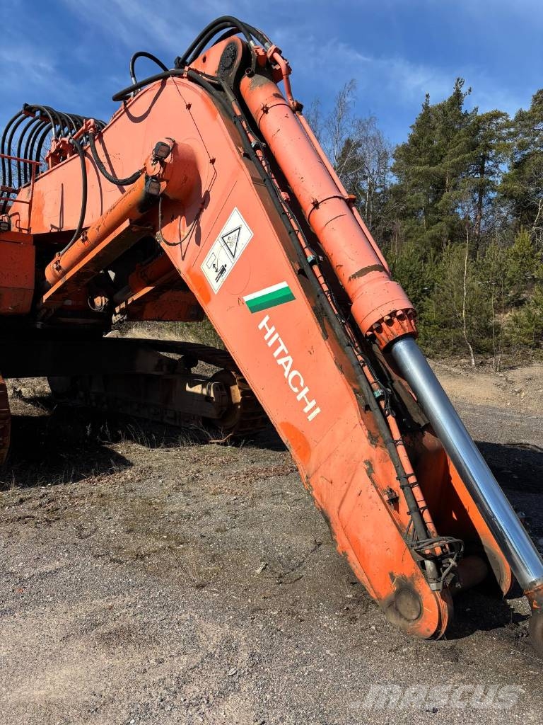 Hitachi EX 1200-5D حفارات زحافة