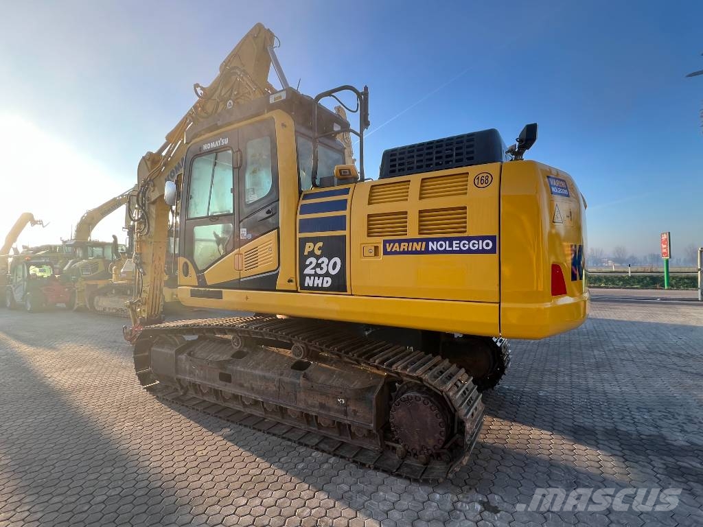 Komatsu PC 230 NHD-11 Raupenbagger