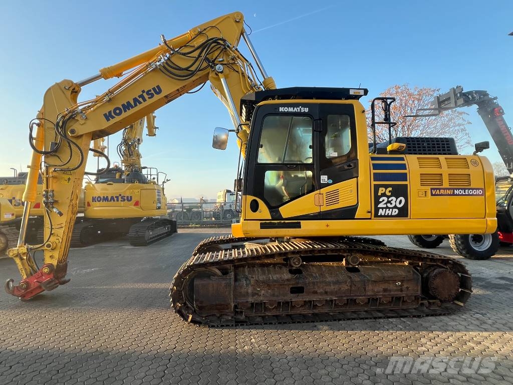 Komatsu PC 230 NHD-11 Raupenbagger