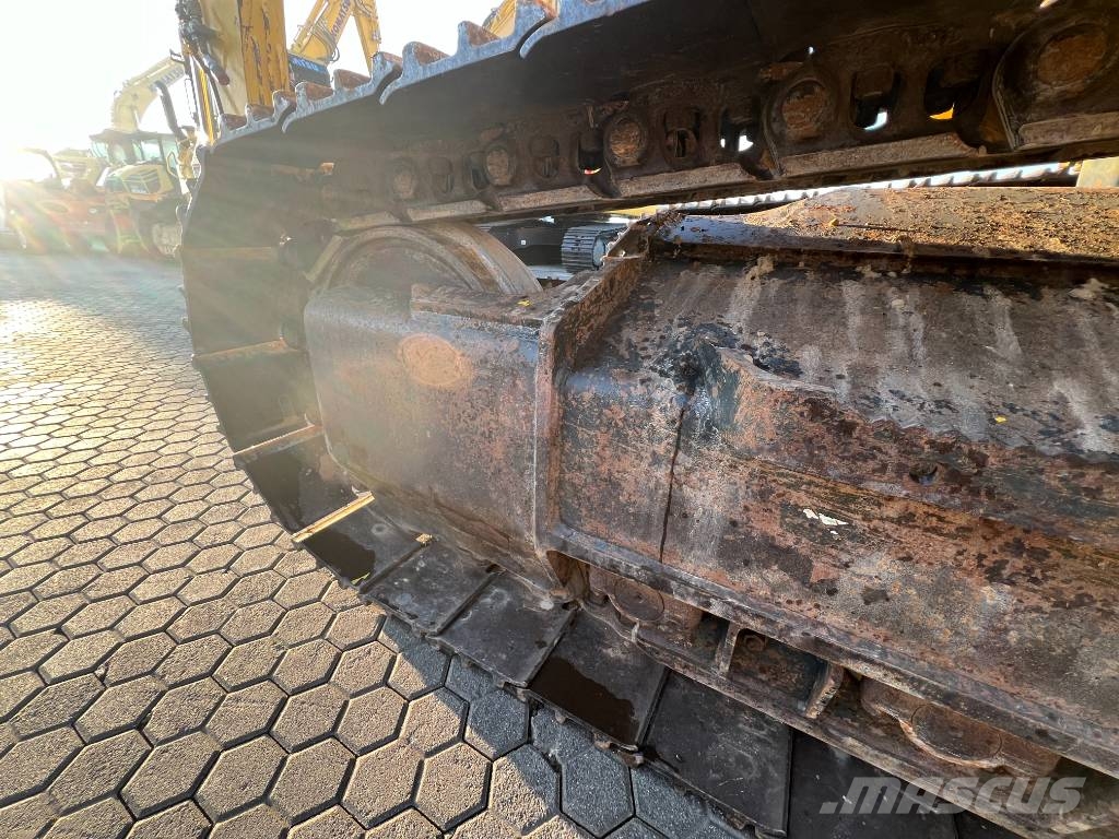 Komatsu PC 230 NHD-11 Raupenbagger