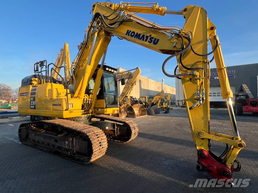 Komatsu PC 230 NHD-11 Raupenbagger