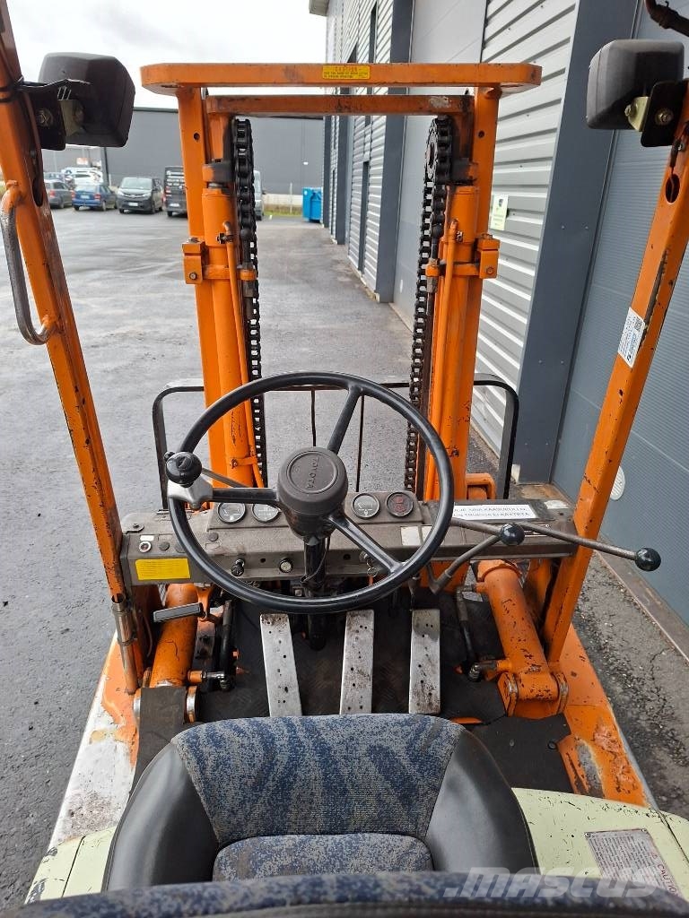 Toyota 42-4 FG 20 Kaasutrukki LPG'li forkliftler