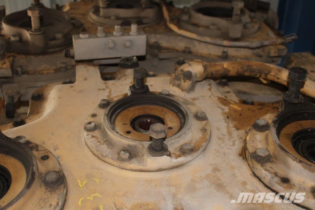 CAT 235 BC Transmission (Σασμάν) Getriebe