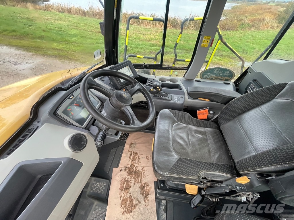 CAT 730 C / 730C Kĺbové nákladné autá