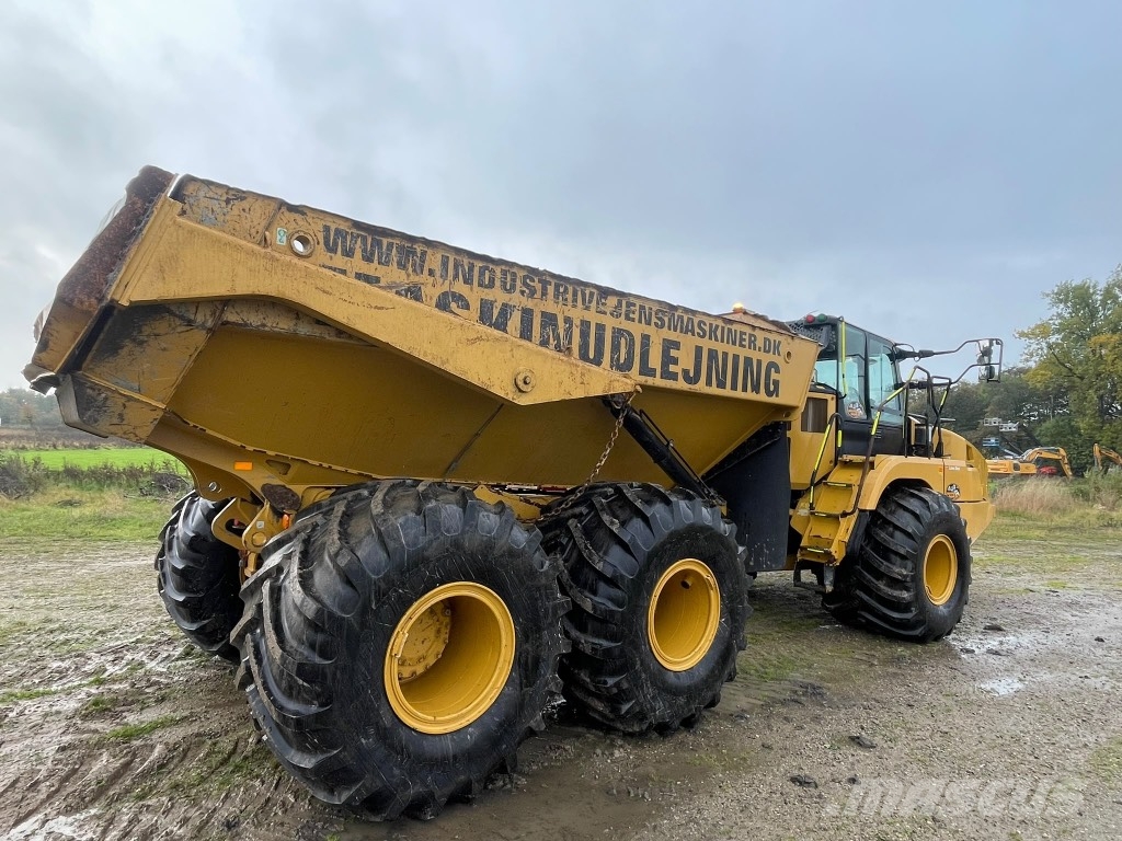 CAT 730 C / 730C Kĺbové nákladné autá