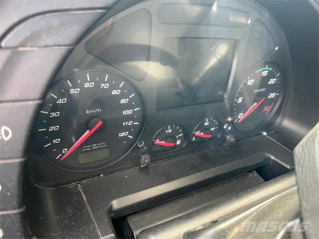 Iveco STRALIS 360 Camiones con gancho