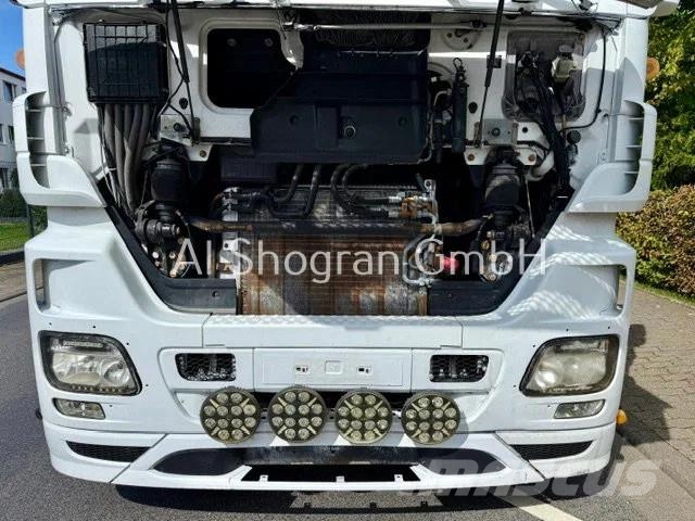 Mercedes-Benz Actros 1858 V8 / Megaspace / Retarder / Euro 3 Trekkvogner