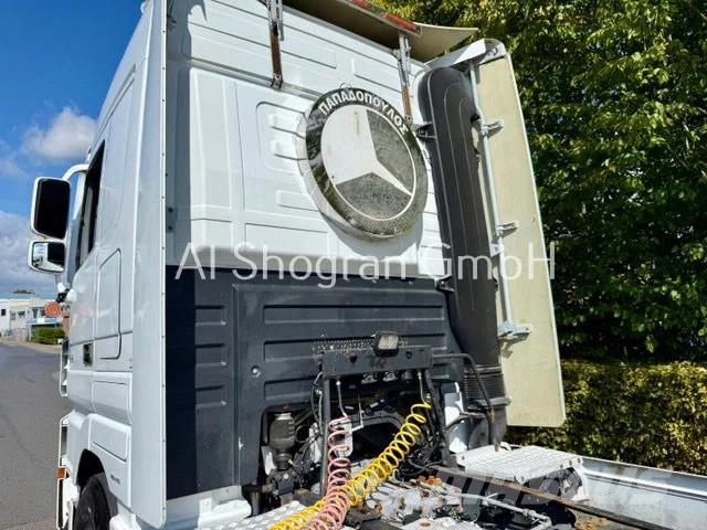 Mercedes-Benz Actros 1858 V8 / Megaspace / Retarder / Euro 3 Trekkvogner