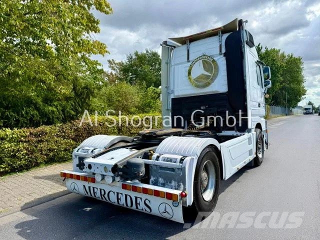 Mercedes-Benz Actros 1858 V8 / Megaspace / Retarder / Euro 3 Trekkvogner