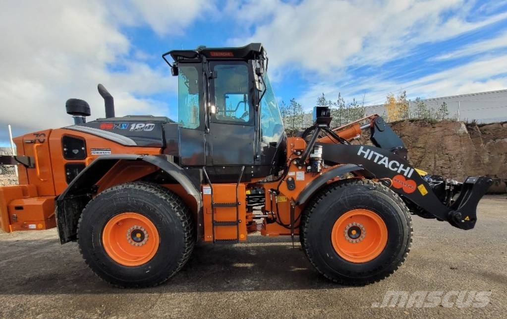 Hitachi ZW 180 Kolesové nakladače