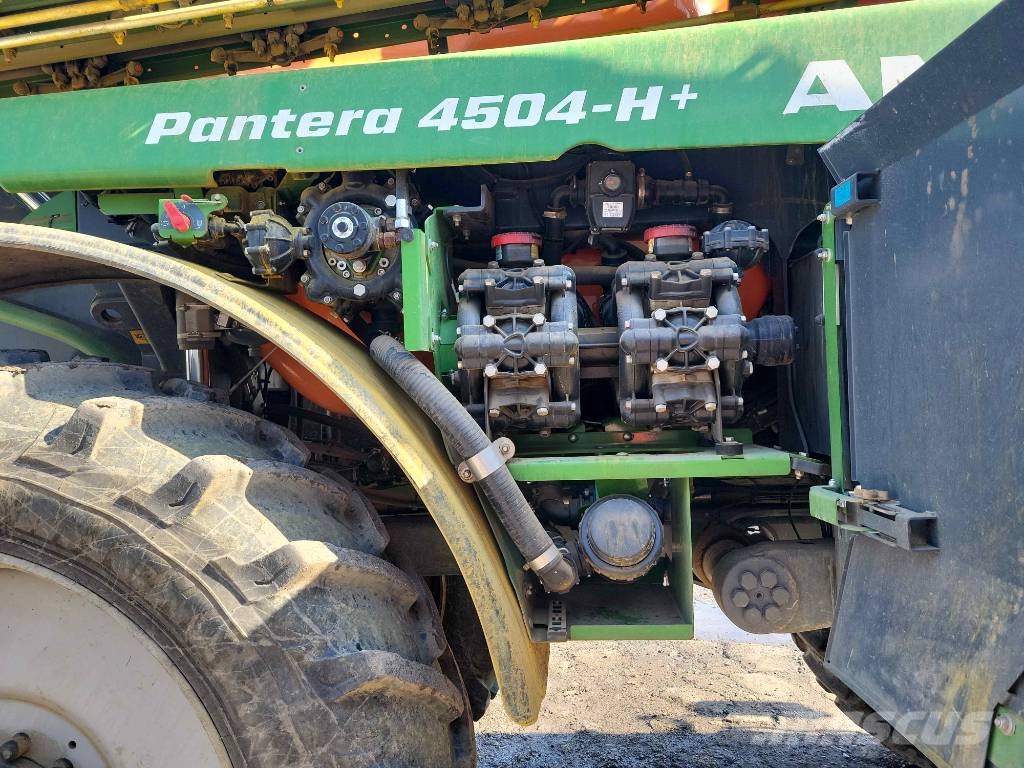Amazone Pantera 4504 H+ Itsekulkevat ruiskut