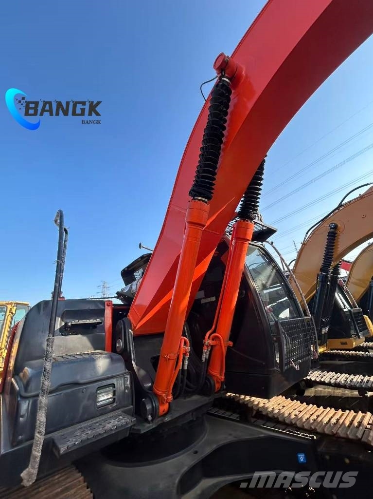 Hitachi ZX 240, 2022, China - Used crawler excavators - Mascus