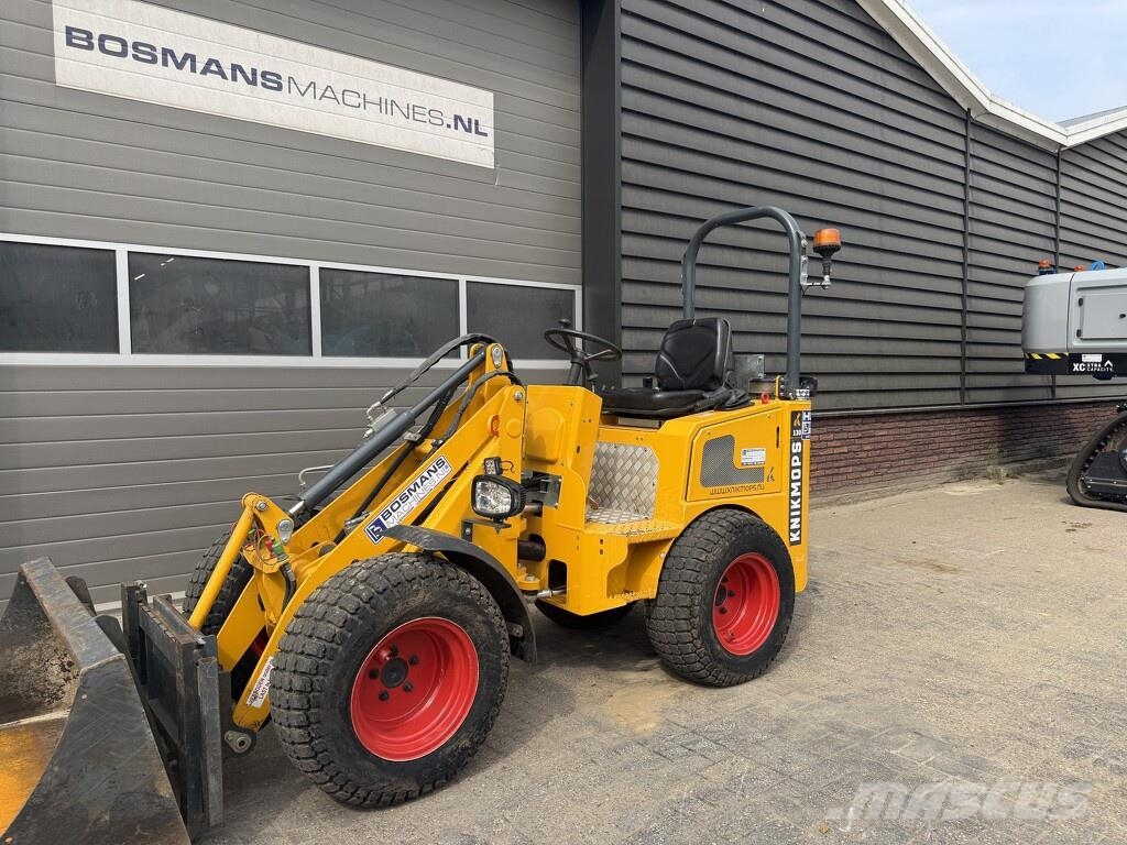 Knikmops 130 minishovel BJ 2024 €490 LEASE لوادر بعجل