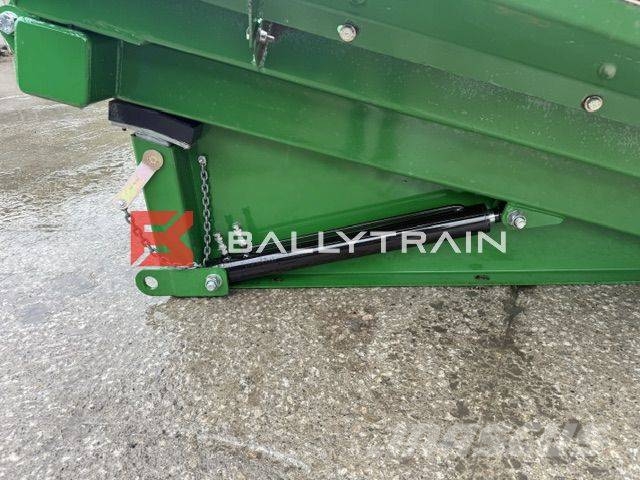 McCloskey Hydraulic Tipping Grid Screeners