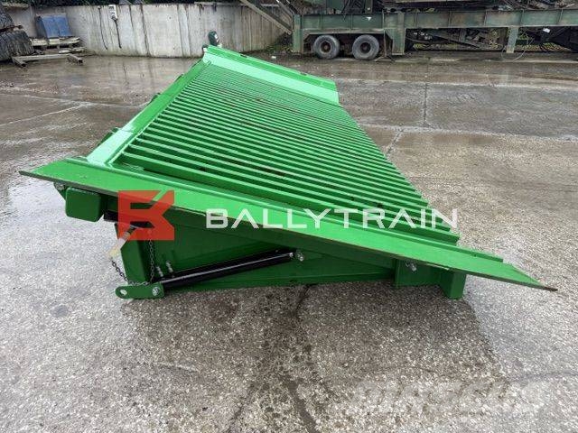 McCloskey Hydraulic Tipping Grid Screeners