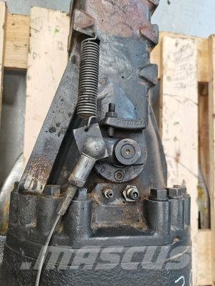 Komatsu WA 90 portal axle Осі