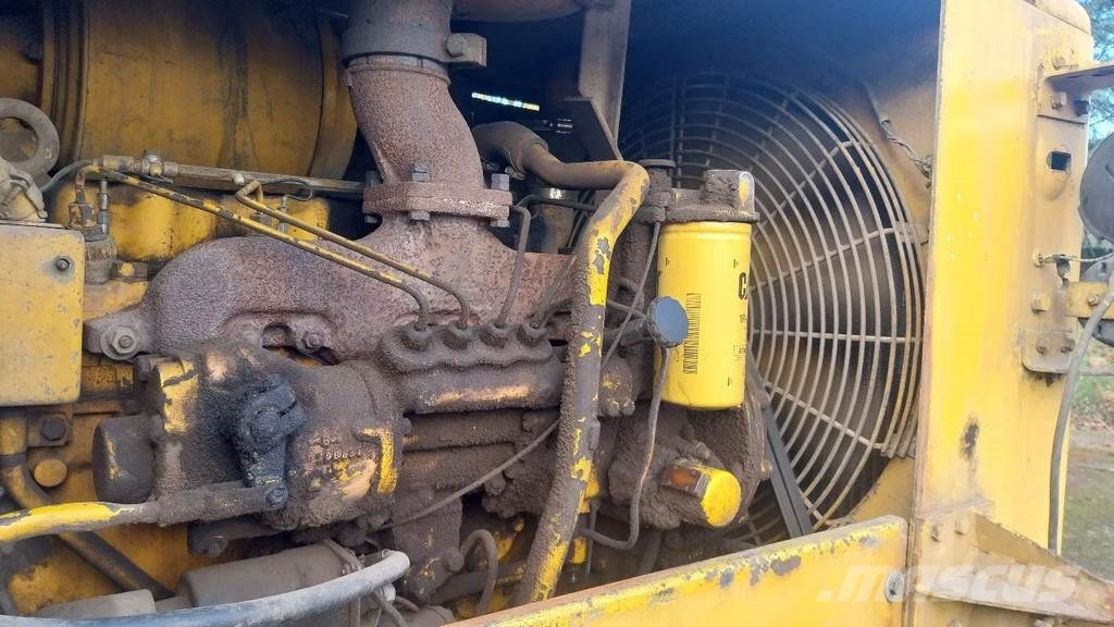 CAT 920 / Good working condition / Near new tires 轮式装载机