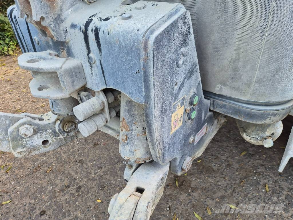 Case IH Magnum 380 CVXDrive الجرارات