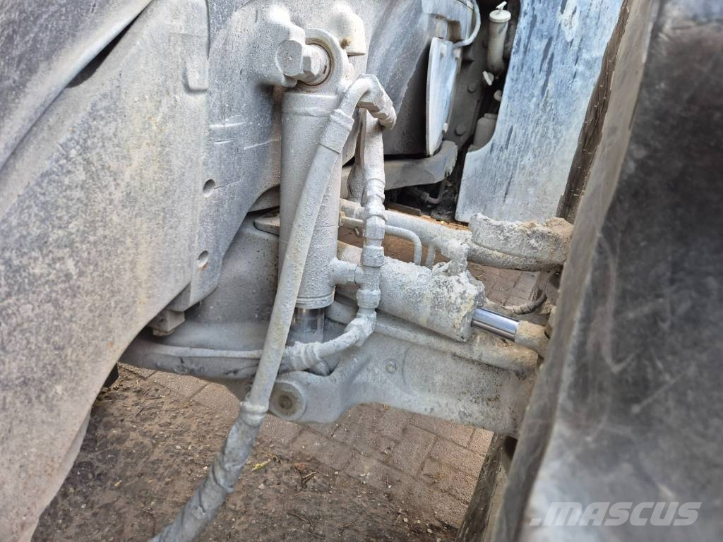 Case IH Magnum 380 CVXDrive الجرارات