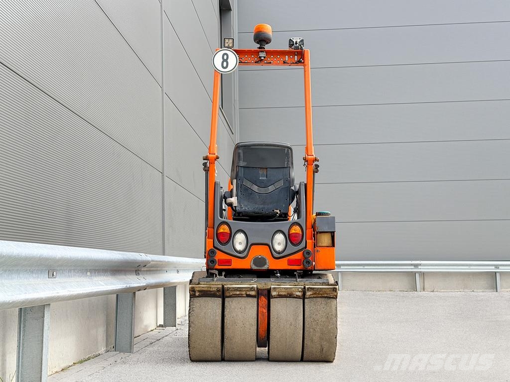 Hamm HD 10C VT Kombinované válce