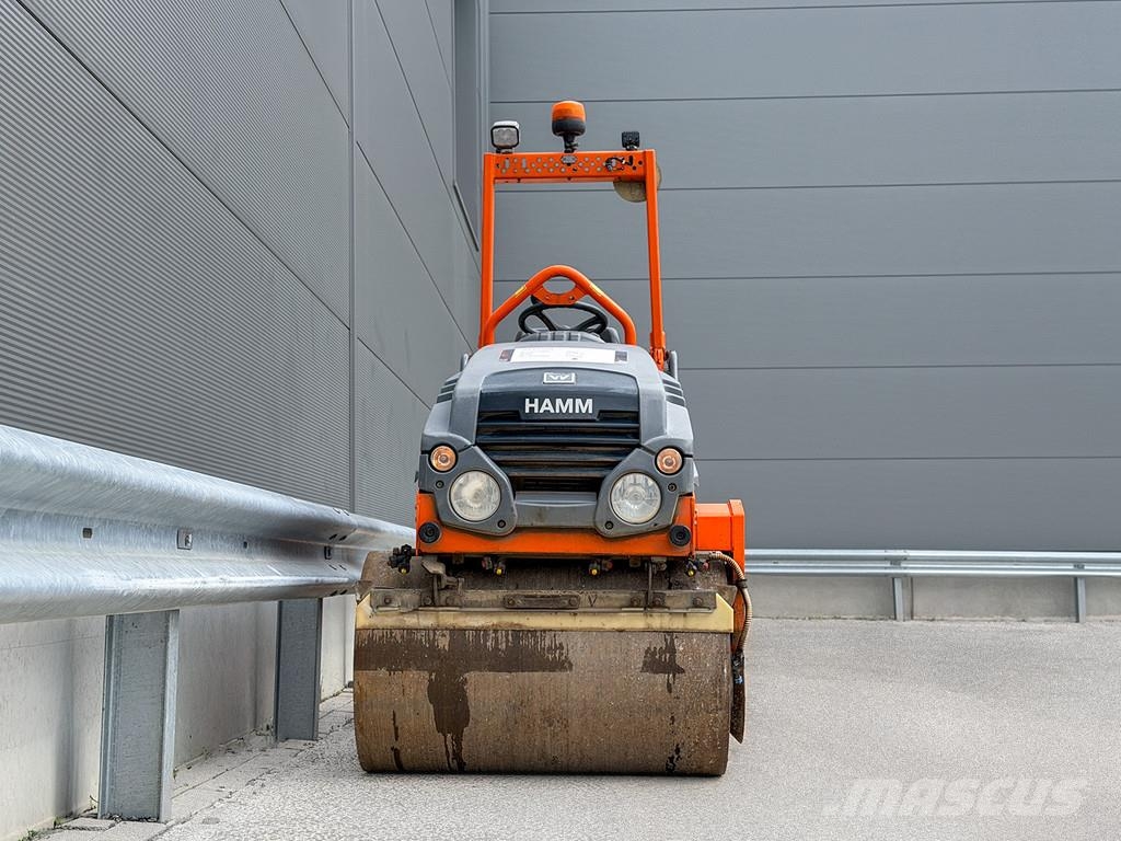 Hamm HD 10C VT Kombinované válce