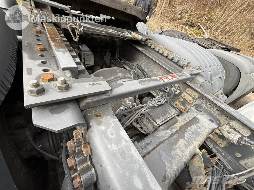 Scania G440LA6X2MNA Vlačilci