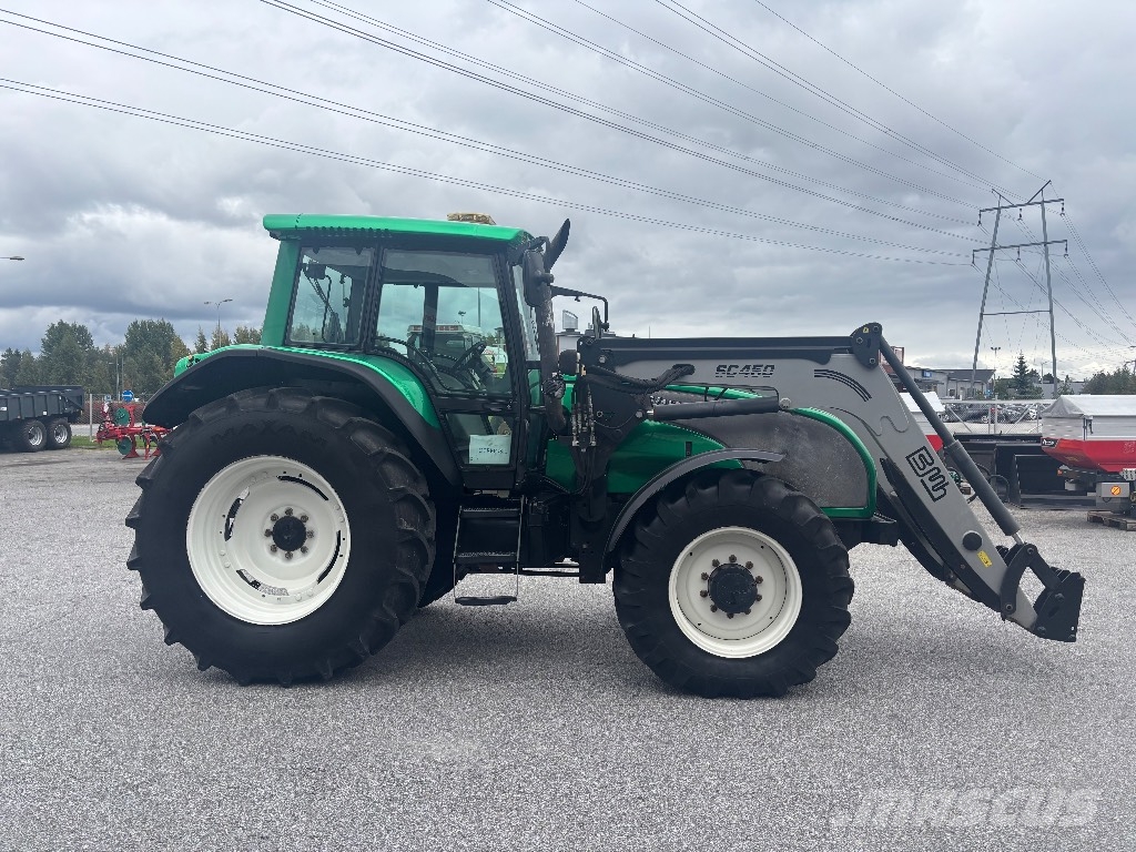 Valtra T180 Traktori