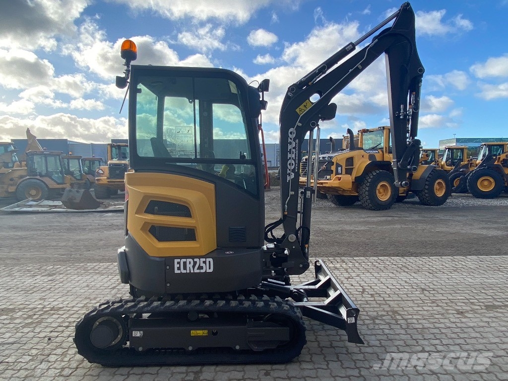 Volvo ECR 25 D حفارات صغيرة أقل من 7 طن (حفارات صغيرة)