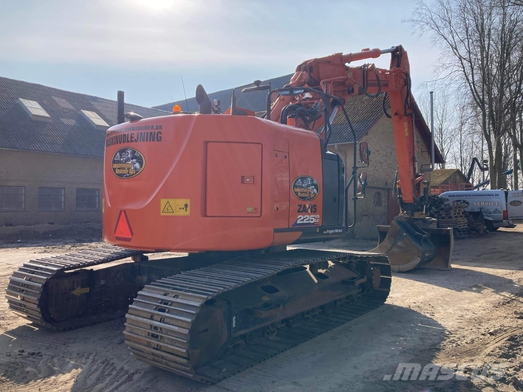 Hitachi ZX 225 US LC-6 Kāpurķēžu ekskavatori