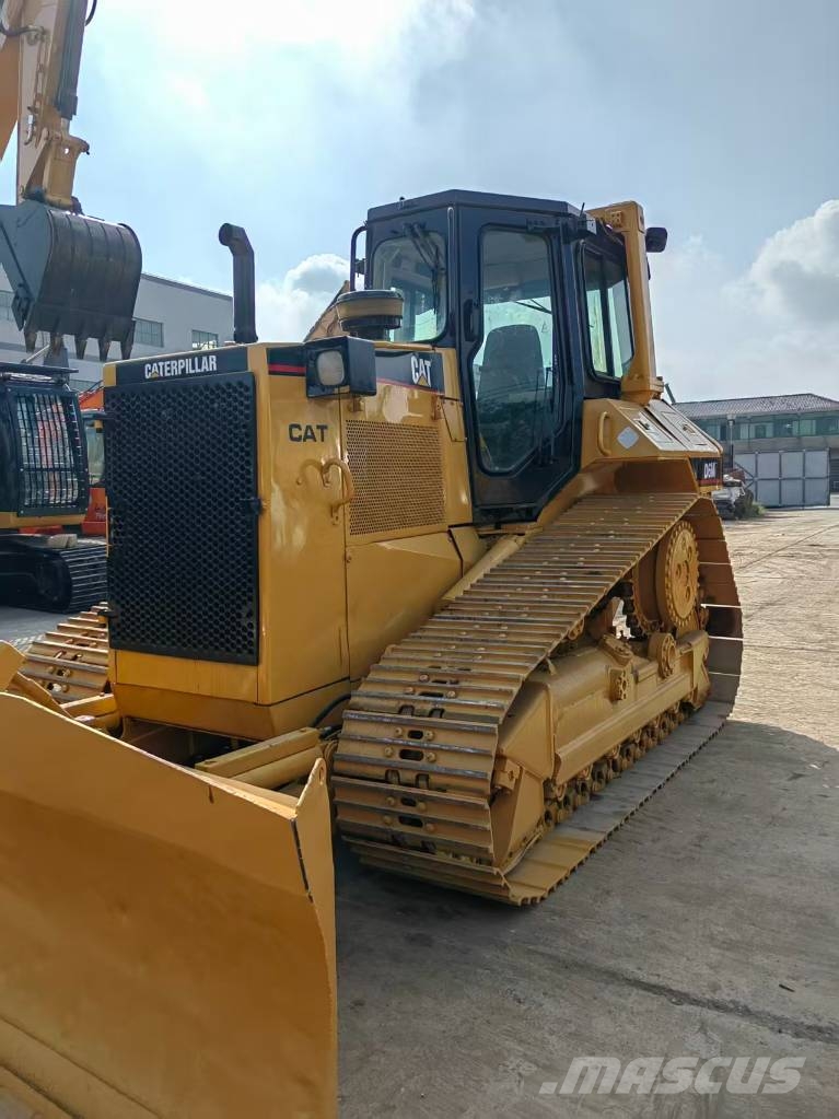 CAT D 6 M 履帶推土機