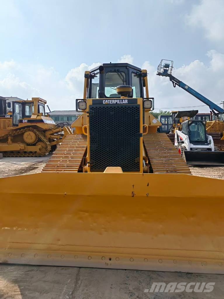 CAT D 6 M 履帶推土機