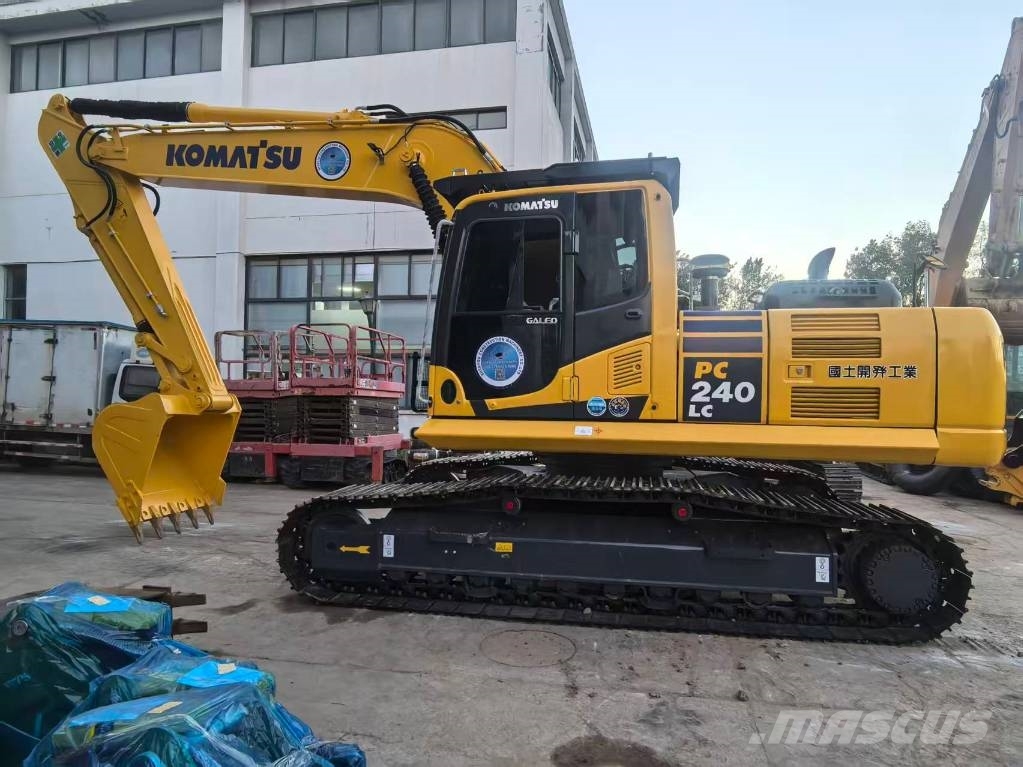 Komatsu PC 240 LC-8 Верижен екскаватор