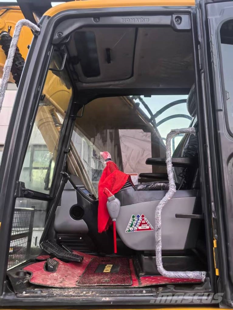 Komatsu PC 240 LC-8 Верижен екскаватор