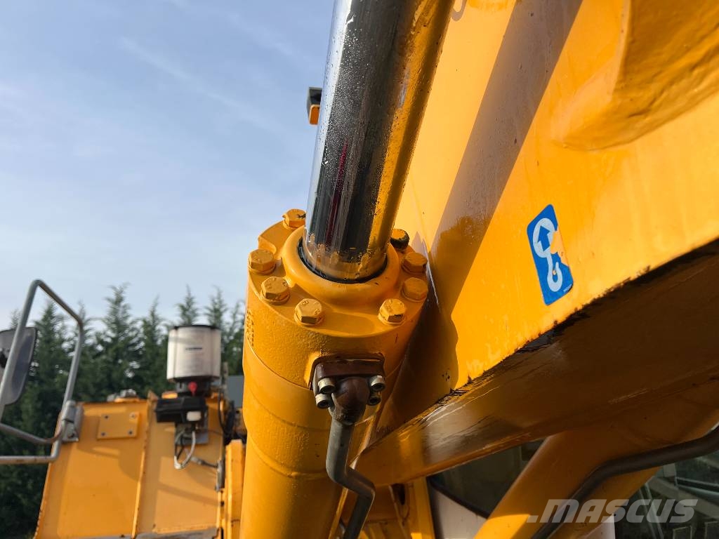 Liebherr R 924 B HD S L Lánctalpas kotrók