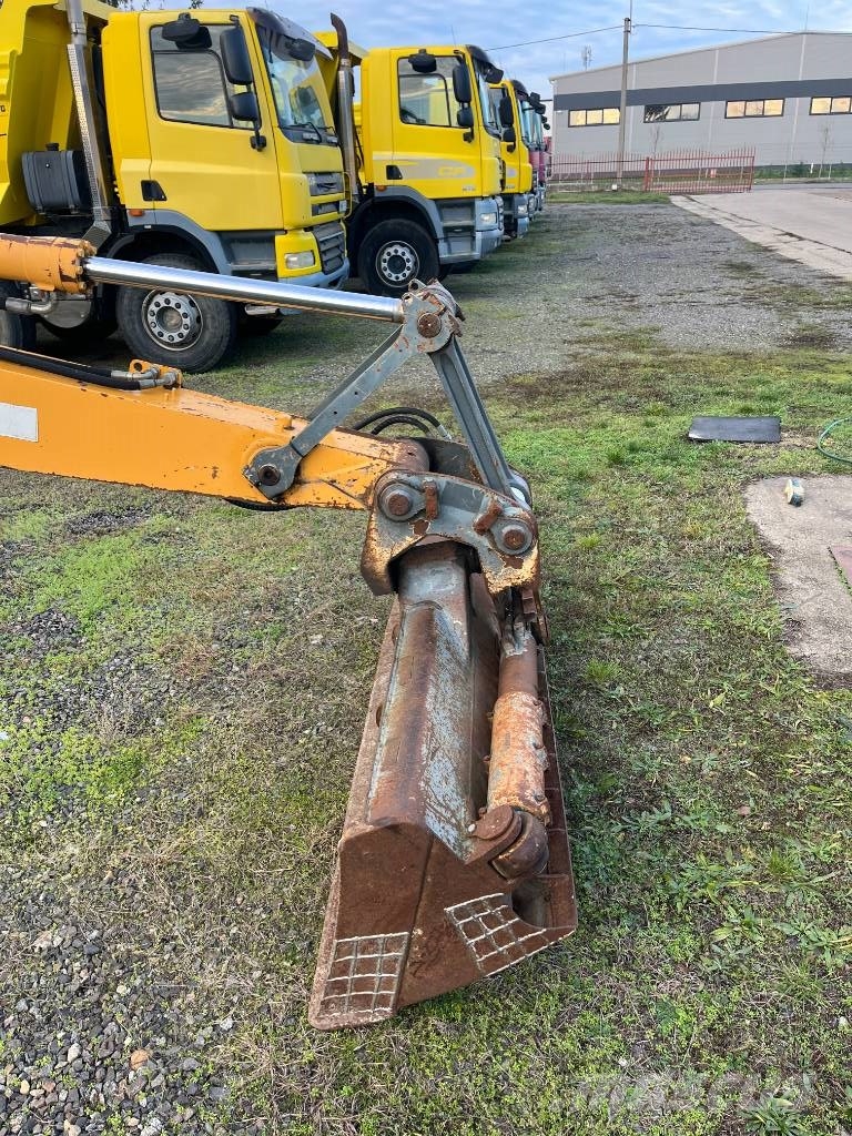 Liebherr R 924 B HD S L Lánctalpas kotrók