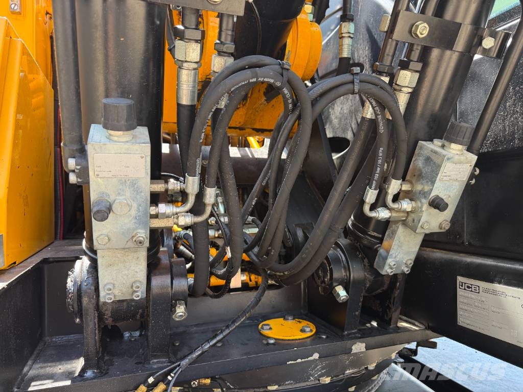 JCB JS 145 W Wielgraafmachines