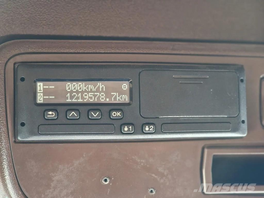Scania R620-V8 Topline 6x4 - Manual gearbox - Retarder - Cabezas tractoras