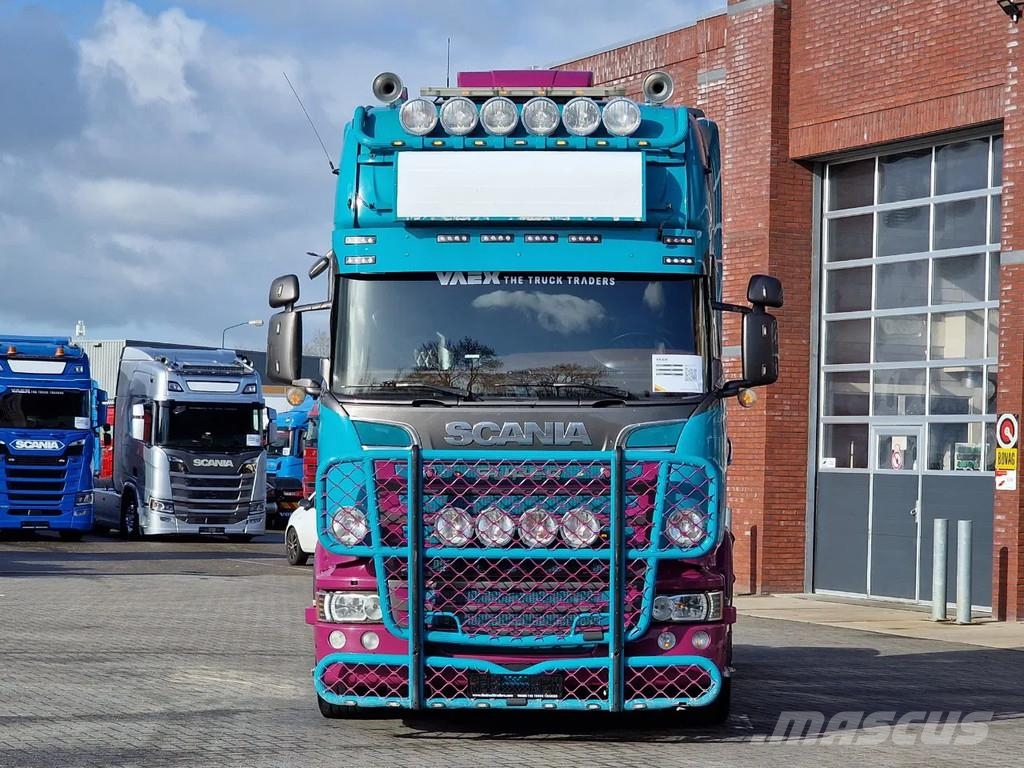Scania R620-V8 Topline 6x4 - Manual gearbox - Retarder - Cabezas tractoras