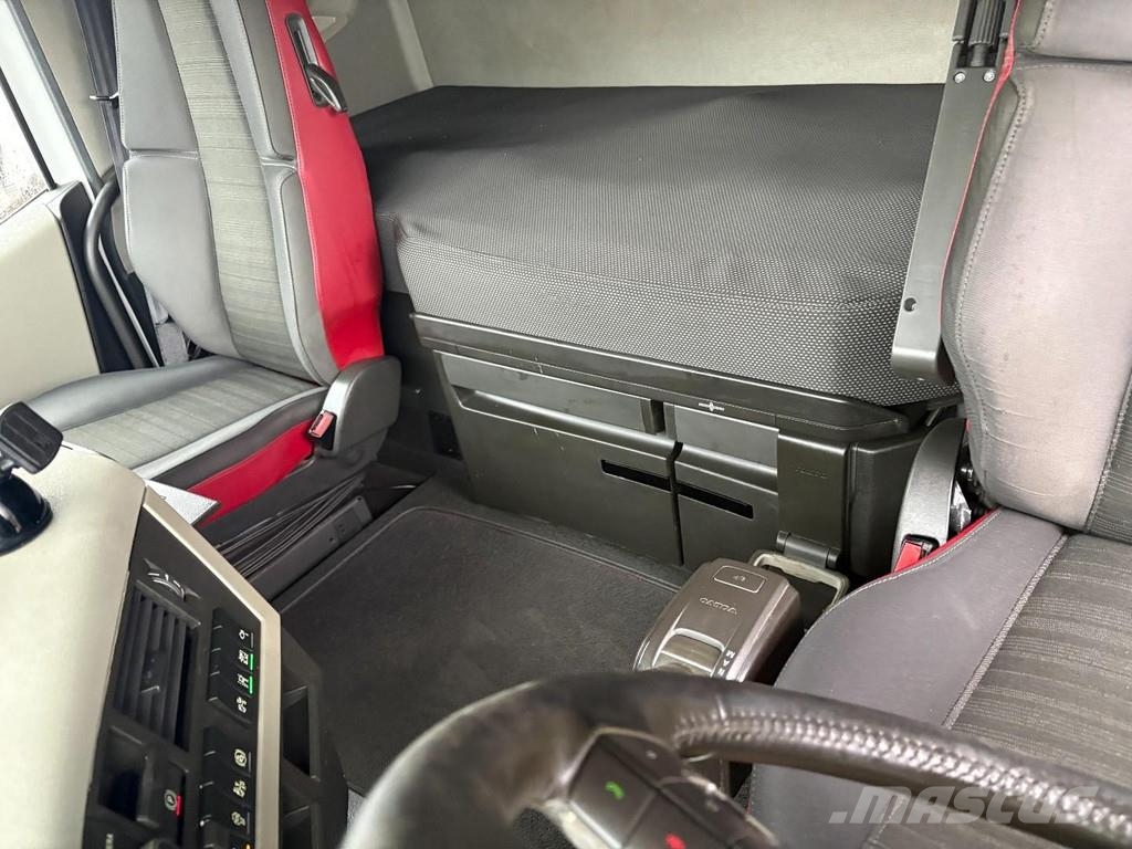Volvo FH 500 + PTO/HYDROLIC + EURO 6 + DUAL CLUTCH Nyergesvontatók