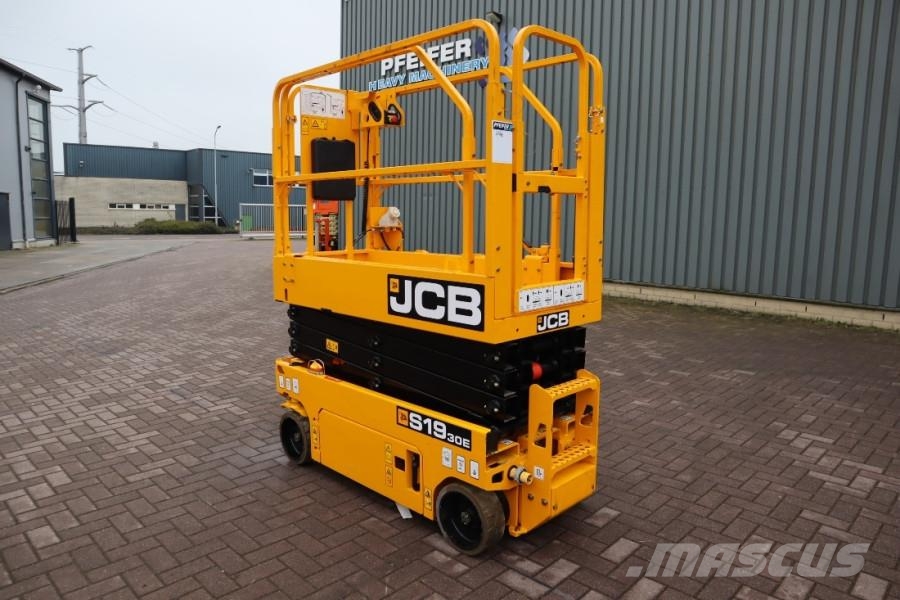 JCB S1930E Valid inspection, 8m Working Height, 230kg Nůžková zvedací plošina
