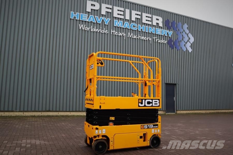 JCB S1930E Valid inspection, 8m Working Height, 230kg Nůžková zvedací plošina