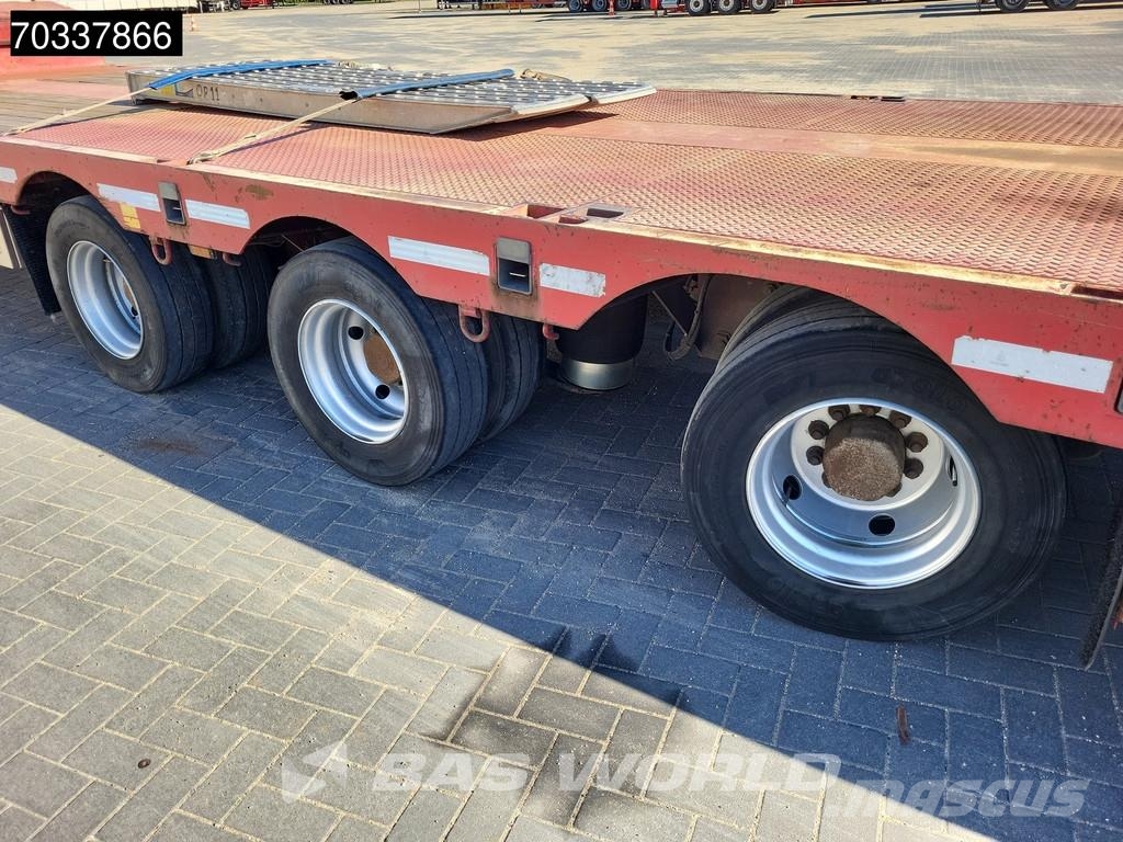 Broshuis E-2190/27 3 axles Extendable665cm APK 03/27 Steeri Poluprikolice labudice